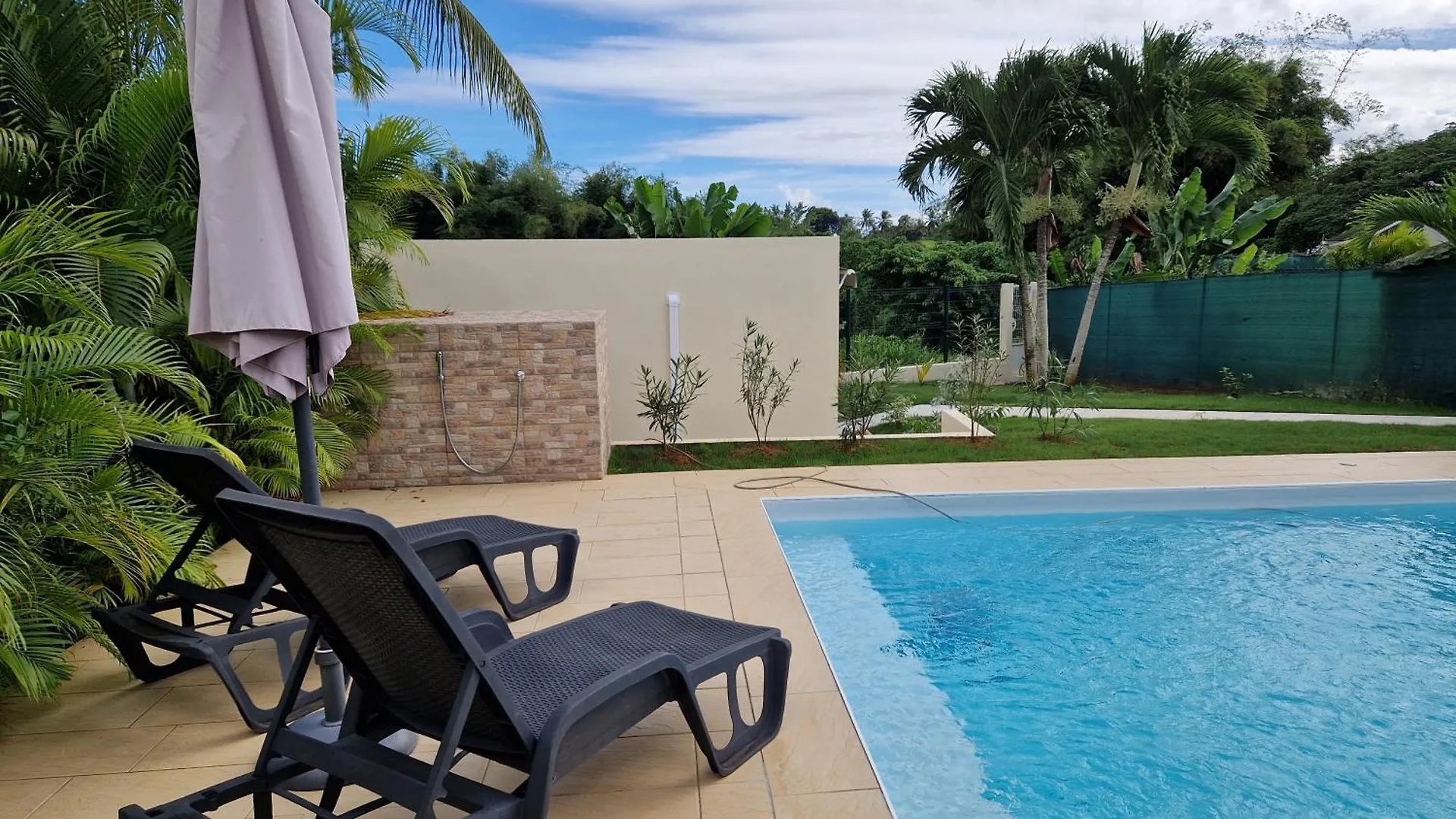 Bungalow Piscine Zen & Green - Confort Baie-Mahault 0*,  Guadeloupe